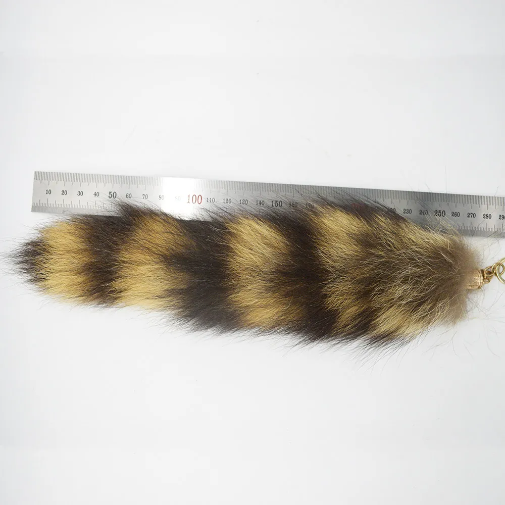 Natural Raccoon Fur Tail Keychain America Raccoon Fur Tail Natural Color Fullly Pompom Keychain Bag Charm Fox Fur Tail charm291O