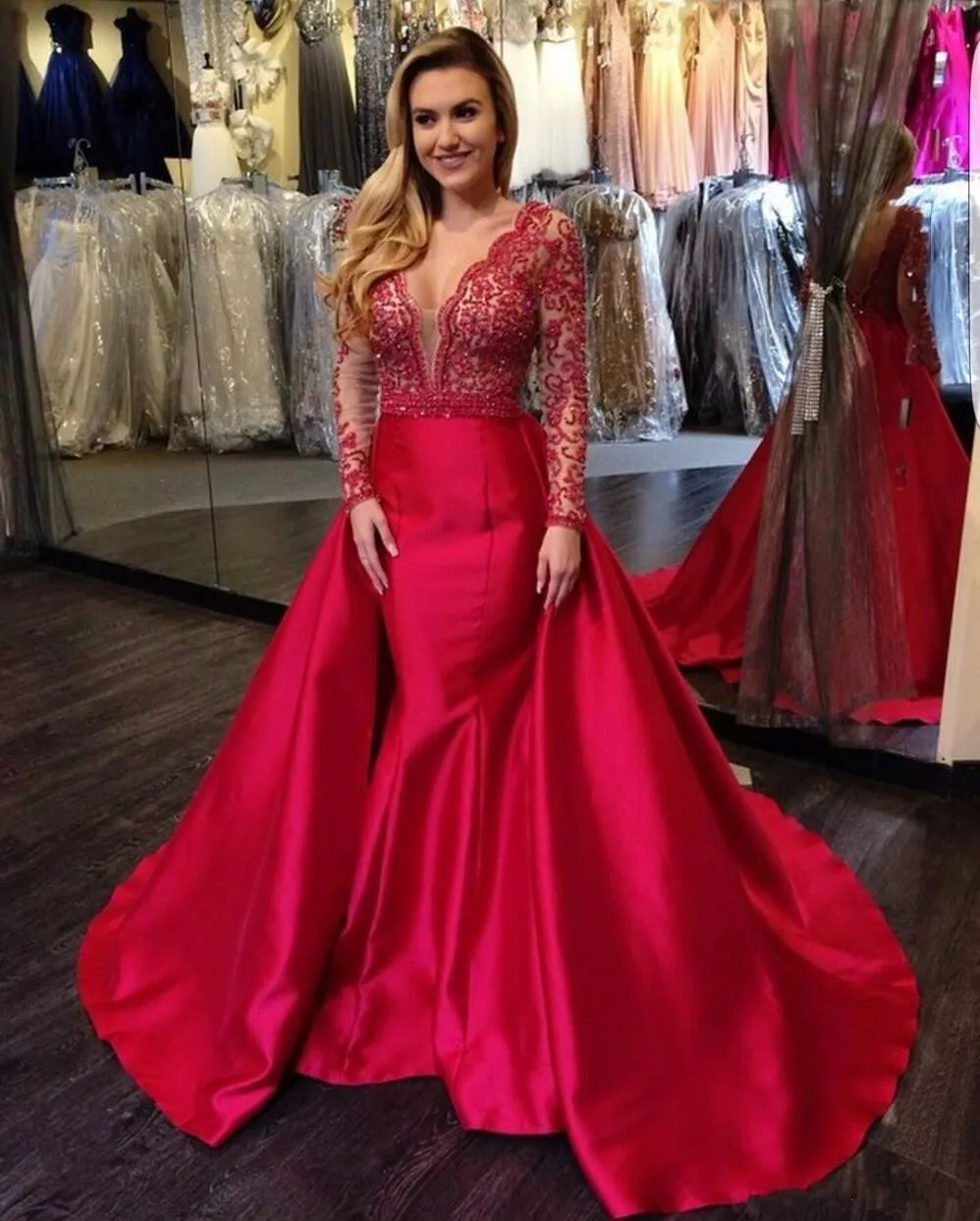 New Designer 2018 Satin Mermaid Overskirts Evening Dresses Turkey Lace Appliqued Long Sleeve Prom Gowns V Neck Beaded Party Dress