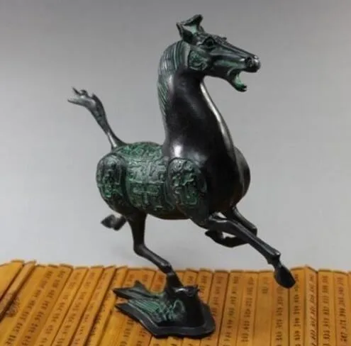 Prachtige oude Chinese bronzen standbeeld paardenvlieg zwaluw cijfers genezing geneeskunde decoratie 100% messing brons303D