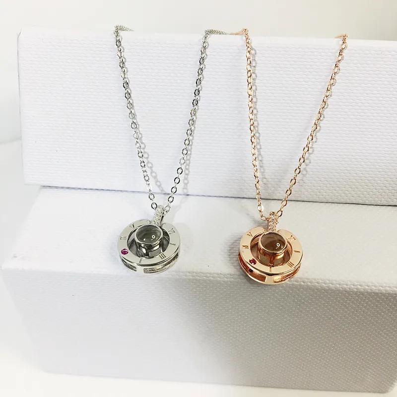 Sälj Projection 100 Languages ​​I Love You Memory Necklace Rose Gold and Silver Roman Sifferals Crystal Pendant Neck30e