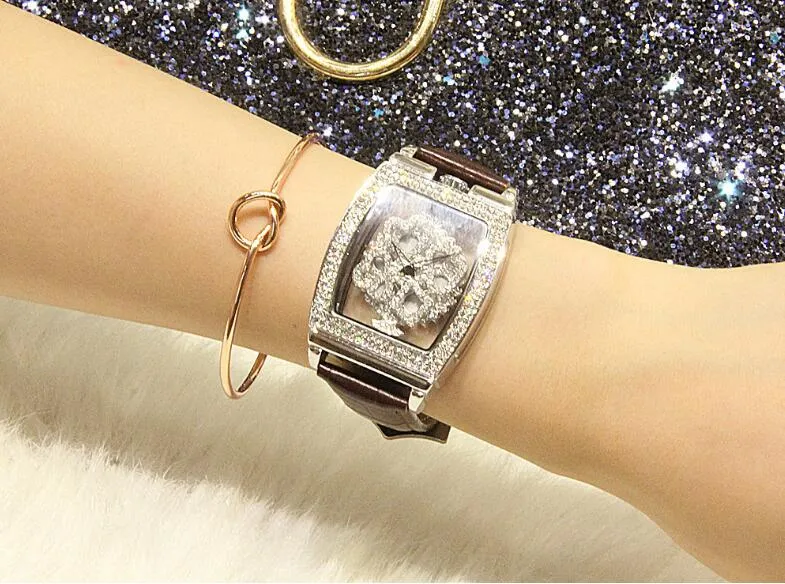 Neue authentische Damen Watch Watch Diamondcrusted Ledergürtel Quarz wasserdichte Persönlichkeit Fashion Tide Female Watch251s