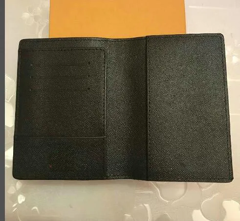 Männer Passport Designer -Kartenhalter Frauen Geldbeutelabdeckungen für Pässe Benutzerdefinierte Namen Brieftasche Canvas Leder ID Business Travel Passcard P267I