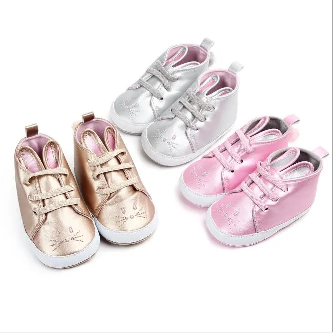 Spädbarnsskor Babyflickor Soft Sole PU Läder Spjälsäng Non-Slip Bunny Baby Skor Första Walkers Sneakers