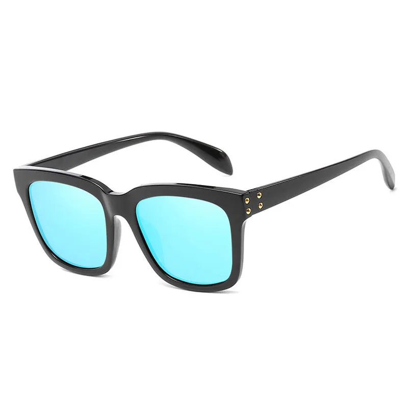 Женщины моды поляризованные солнцезащитные очки квадратные заклепки за рулем солнце
