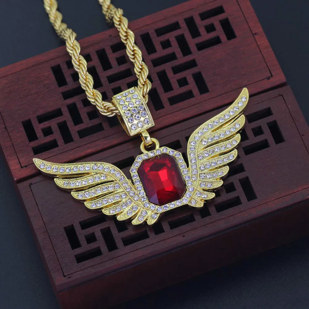 Rabatt hiphop ängelvingar med stora röda sten unika pendelldesign halsband män kvinnor isade ut druzy smycken321s