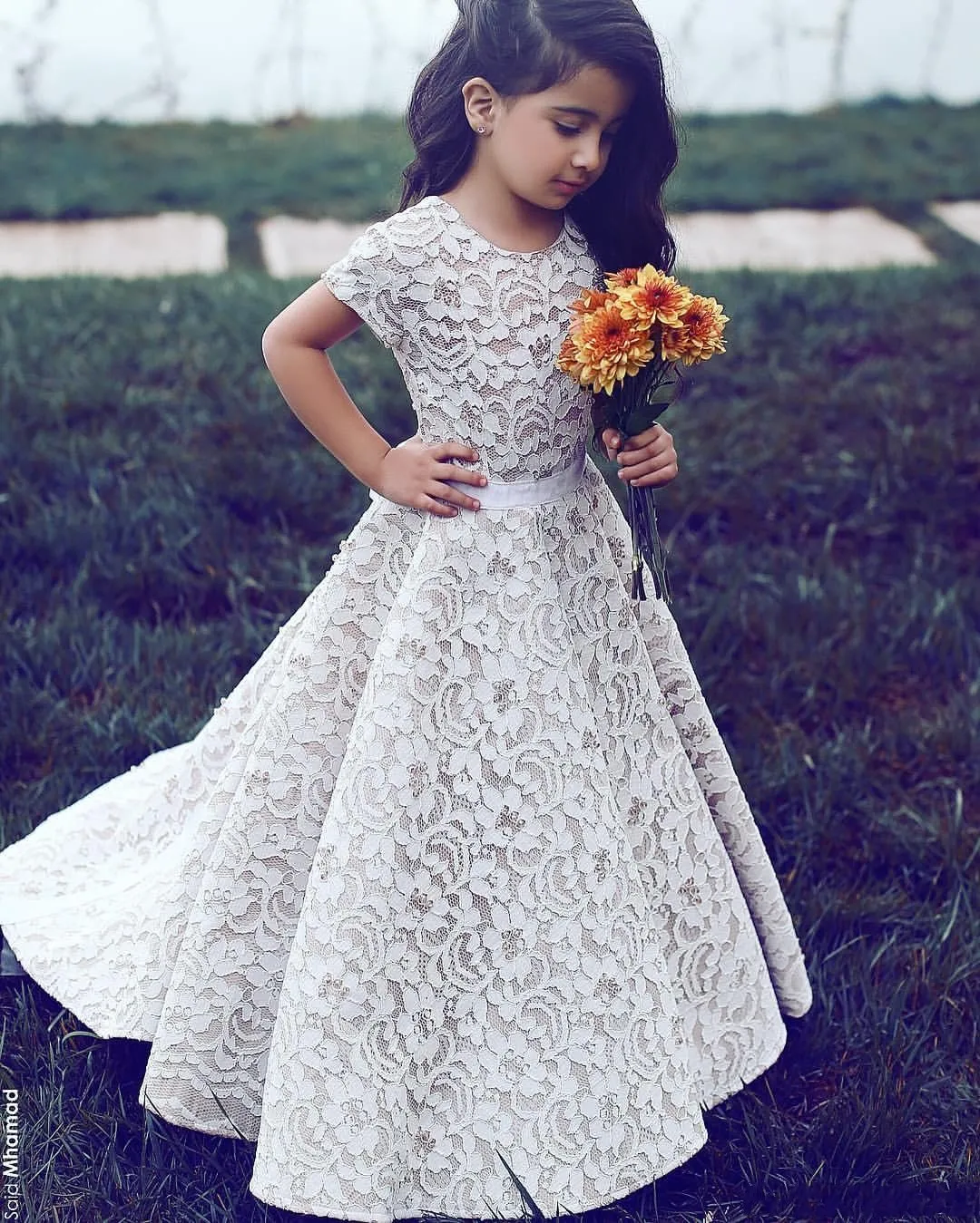 Full Lace Little Flower Girl Dresses For Weddings Jewel Neck Floor Length Girl's Pageant Dresses A Line First Communion Dresses