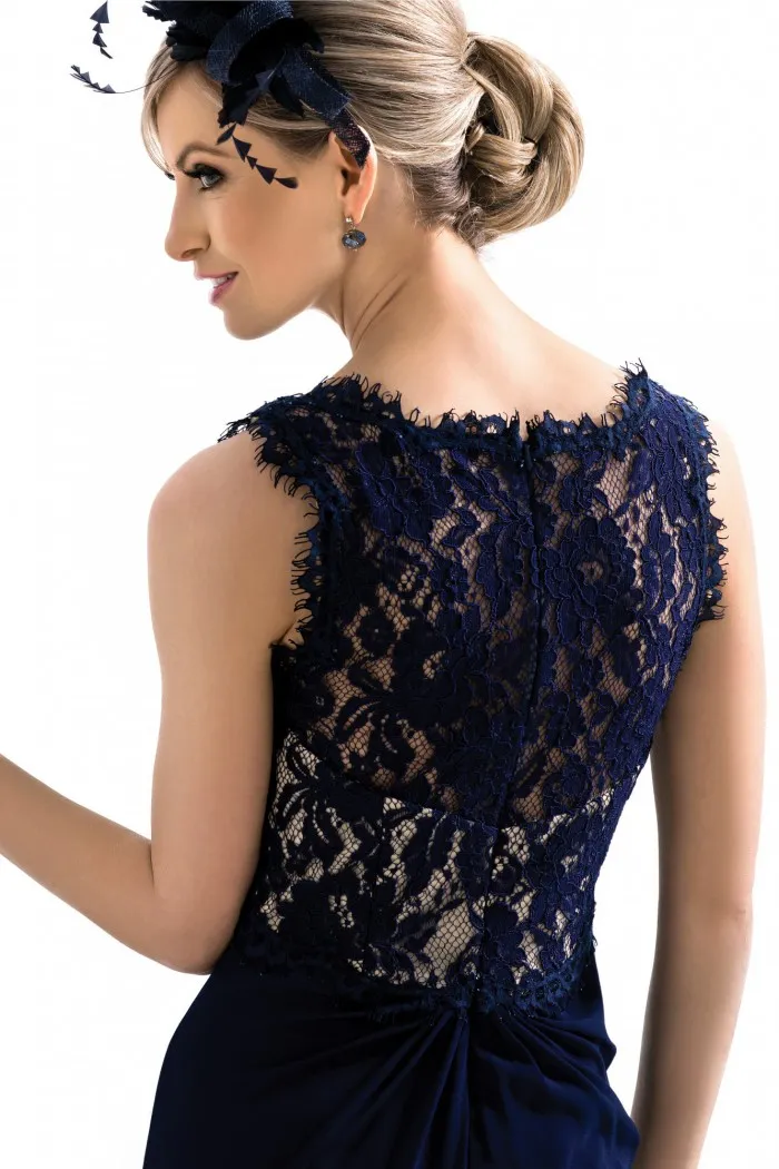 Navy Blue Lace Mother Of The Bride Dresses A Line V Neck Wedding Guest Dress Floor Length Plus Size Chiffon Formal Gowns