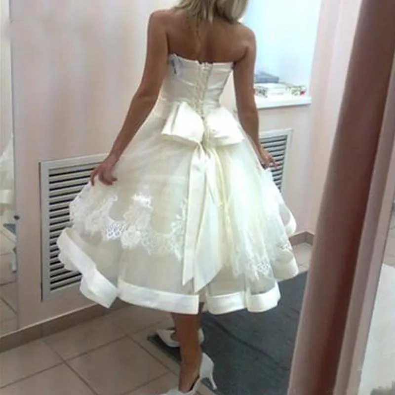 Krótkie sukienki A-line Białe ukochane rękawe sukienki druhny