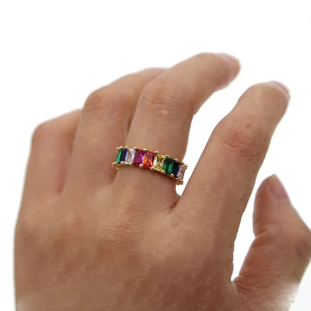 Nuevos anillos lindos coloridos brillantes moda Bohemia Arco Iris Rhinestone CZ Punk anillo de dedo mujeres atractivas niñas joyería de boda 2251