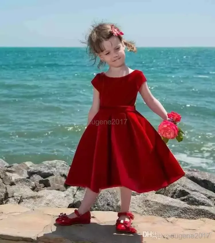 Lovely Red Velvet Flower Girl Dress Tea Length Baby Girl Pageant Dresses Toddler Kids Party Dress Short Communion Gowns With Big Bow Back