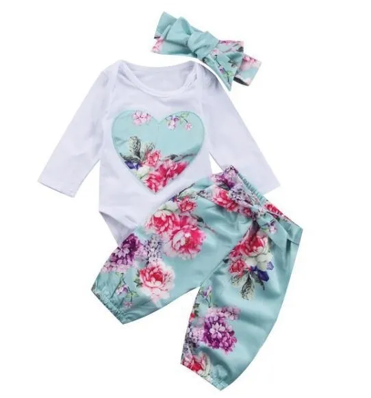 Комплект из 3 шт., одежда для маленьких мальчиков и девочек, комбинезон, весенне-осенние детские топы с вышивкой в виде сердечек, штаны с цветочным принтом, комплекты детской одежды для девочек