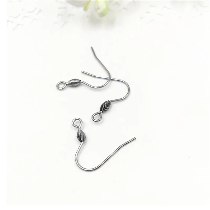 200 st mycket kirurgiskt rostfritt stål täckt silverpläterade örhängen nickelörhängen låsningar för DIY -fynd Whole301k