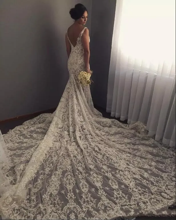 2018 Sexy Plus Size Mermaid Wedding Dresses Spaghetti Straps V Neck Illusion Full Lace Applique Beaded Cathedral Train Backless Bridal Gowns