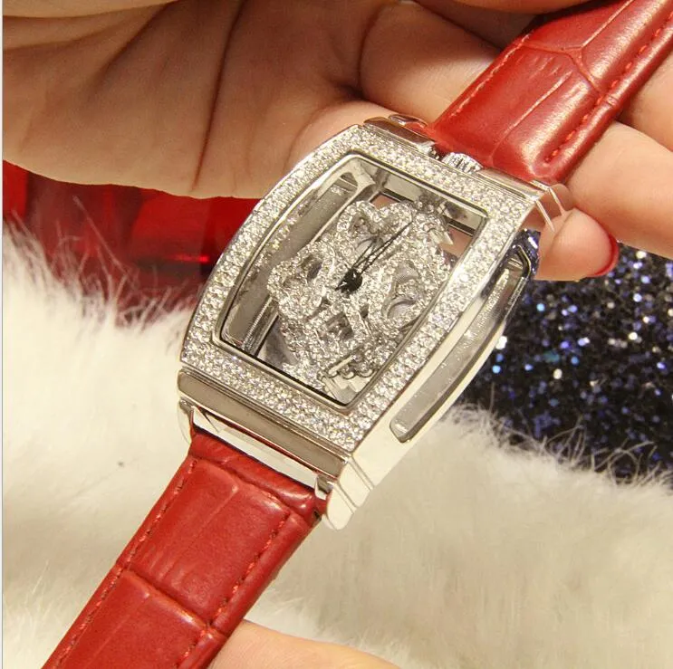 Nouvelles dames authentiques Watch Diamondencusted Leather Belt Quartz Personnalité imperméable Fashion Tide Watch 251S