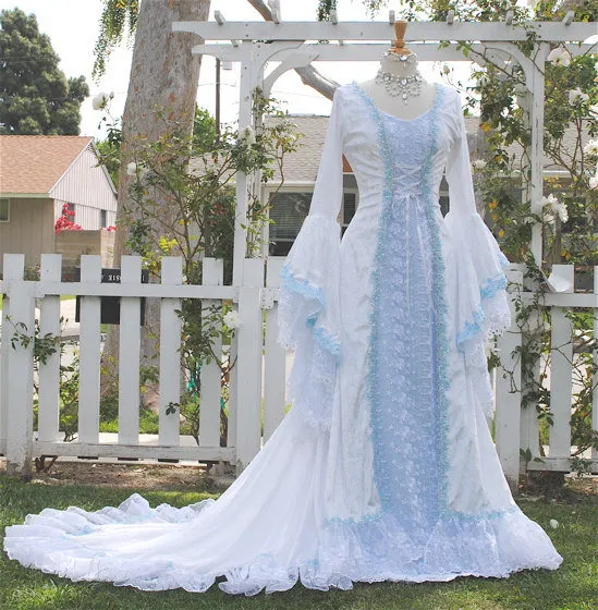 Naarkia Style Victoria Velvet И Lace 