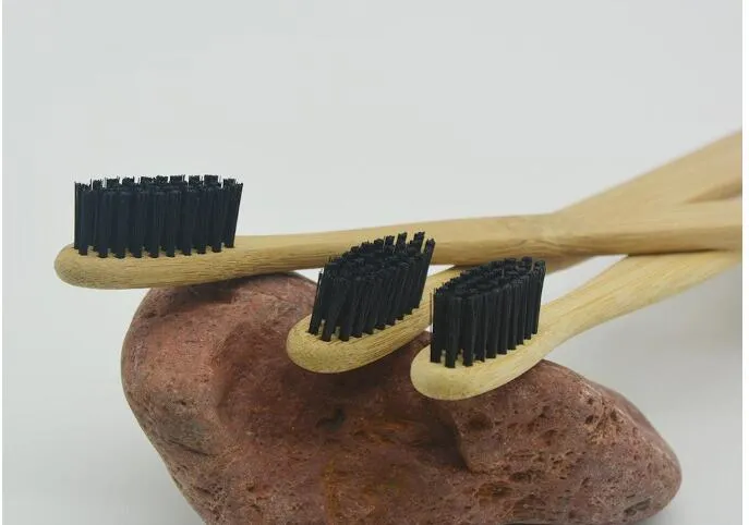 Escova de dentes a carvão quente nylon macio capitellum bambu escovas de dentes para pincel de dente de viagem