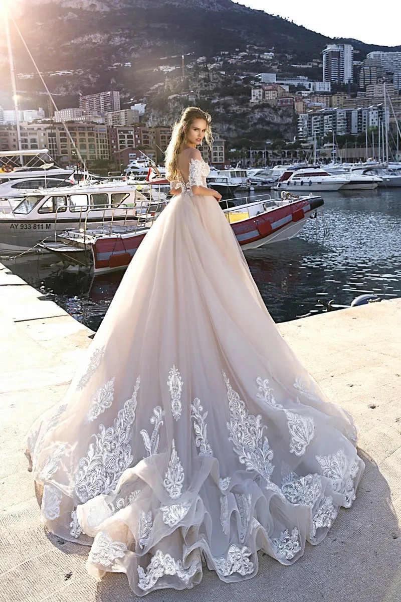 Dresses Tina Valerdi Sheer Off the Shoulder Lace Appliqued Bridal Gowns Half Long Sleeves Country Plus Size Wedding Dress