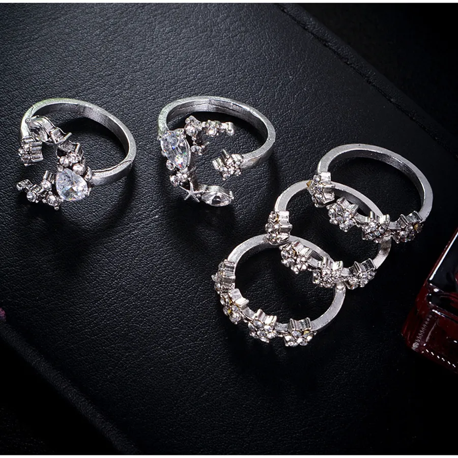 Boho neue Ringe für Frauen Tiny Crystal Moon Finger Knöchel Ring Set Alliance weibliche Schmuckparty Hochzeitsbeutel Femme233z