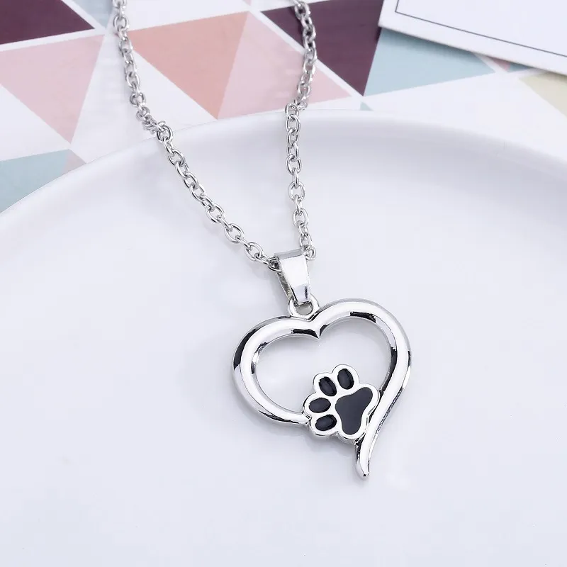 Collar de corazón lindo Animal perro amor corazón hueco pata de mascota concisa huella collares para mujeres niñas joyería