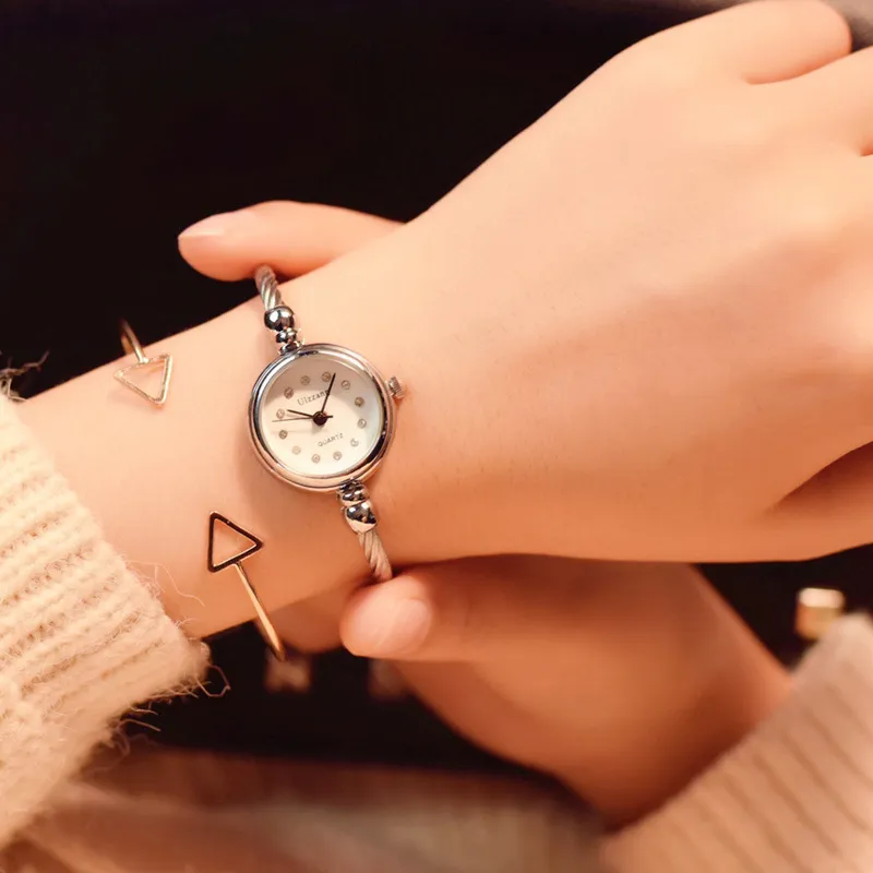 Kobiety eleganckie diamentowe bransoletki zegarki Stylowa sukienka kwarcowa Watch Women Women 2018 Modna Silver Silver Ladies Clock Prezent191d