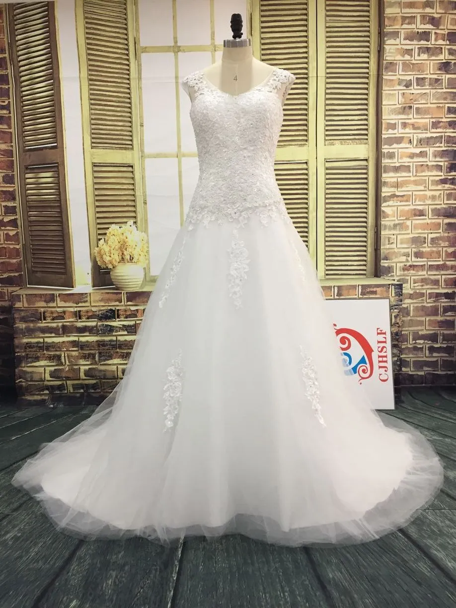 Stunning Wedding Dresses from China V Neck Beaded Lace Appliques Zipper up A-line Tulle Wedding Gown Real Picture High Quality Bridal Dress