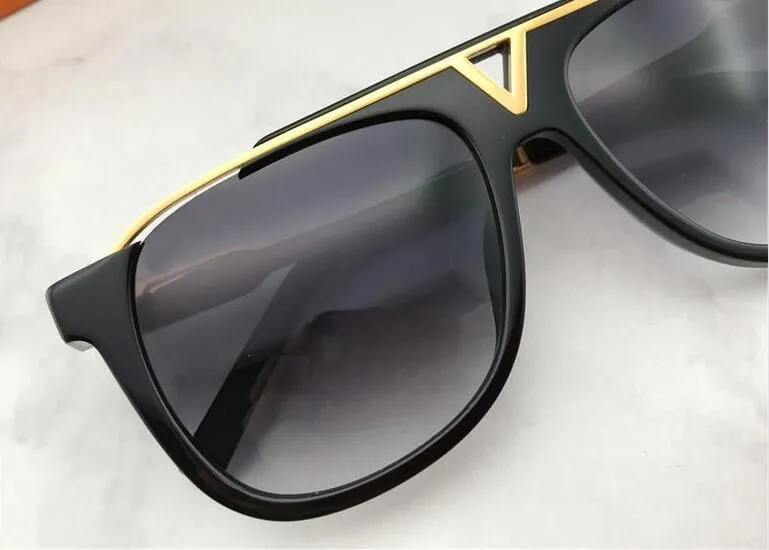 Les dernières lunettes de soleil de créateurs de mode populaire à la vente 0937 Cadre de combinaison de métal carré de qualité supérieure Anti-UV400 Lens W262A