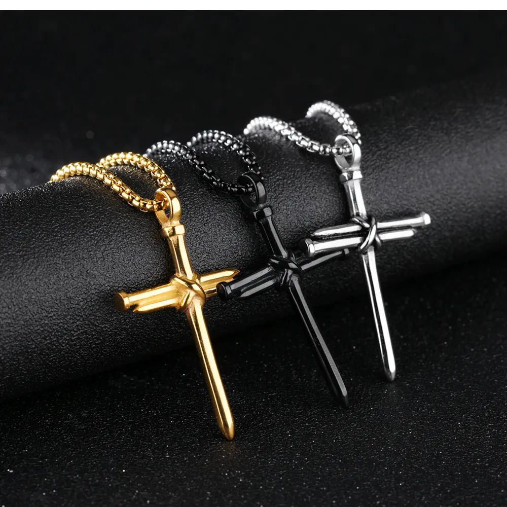 Collier de créateur en acier inoxydable hommes femmes croix collier religieux or argent noir clou croix pendentif collier boîte à bijoux Lin234E