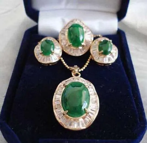 Smaragdgroene Jade 18KGP Zirkonia Hanger Ketting Oorbellen Ring Set236b