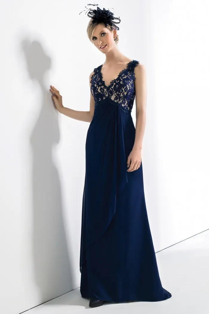 Navy Blue Lace Mother Of The Bride Dresses A Line V Neck Wedding Guest Dress Floor Length Plus Size Chiffon Formal Gowns