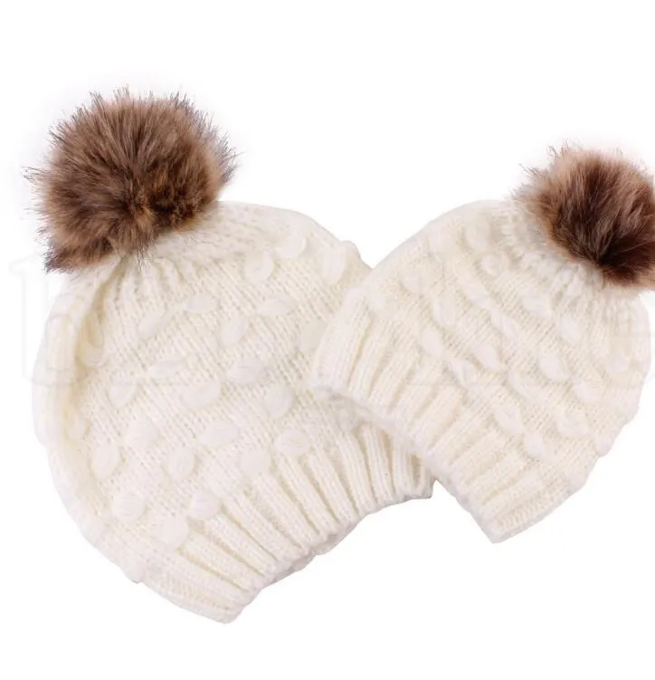 2 stks / set Moeder en Baby Breien Hat Wol Baby Familie Matching Hat Winter Warm Cap Pompom Bobble Muts Hoeden Ka6009