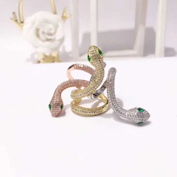 Masowa marka pierścionka Punk Silver Rose Gold ze stali nierdzewnej Zielona bursztynowa kolca biżuteria dla mężczyzn Women307F