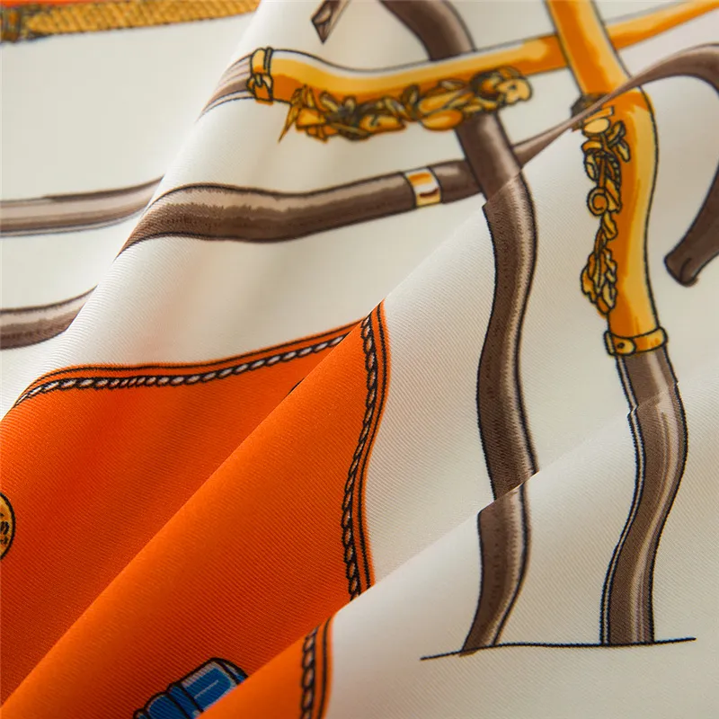 Sciarpa da donna in seta 100% Foulard in raso con stampa volpe quadrata arancione Femme Echarpe Sciarpe in twill retrò 60/60 cm collo piccolo2109