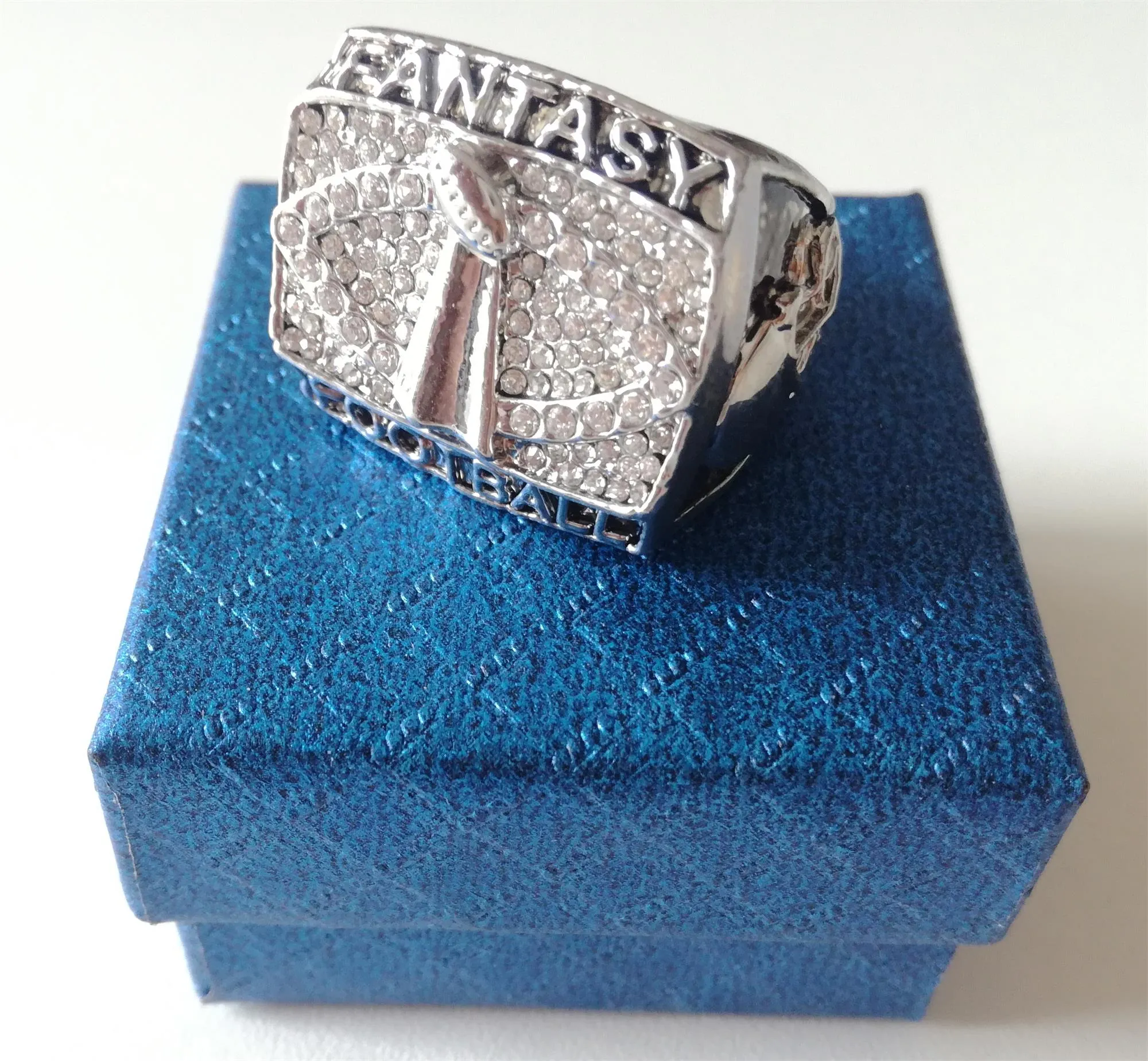 great quatity 2014 Fantasy Football League Championship ring fans men women gift ring size 11323Z
