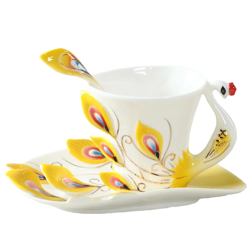 Nuovo design Pavone Tazza da caffè Tazze creative in ceramica Bone China Tazza in porcellana smaltata a colori 3d con piattino e cucchiaio Set da tè e caffè283U