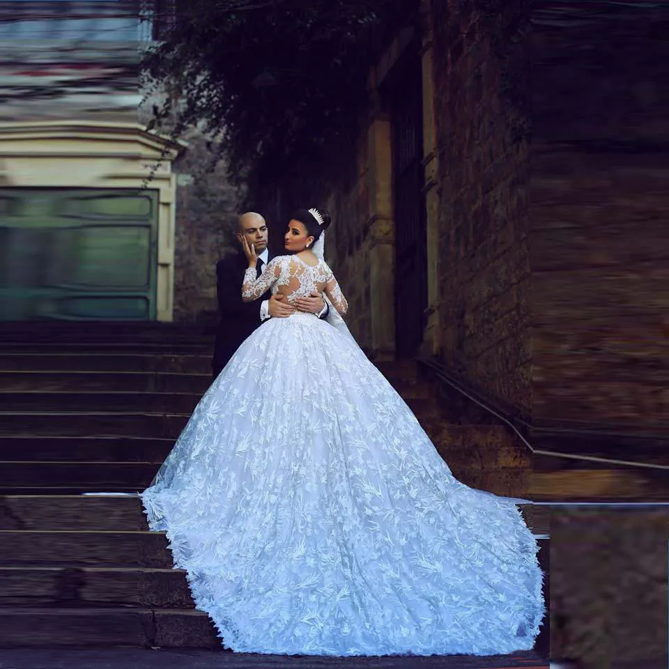 Luxury Arabic Dubai Sheer Jewel Neck Lace Ball Gown Wedding Dresses Princess Appliques Illusion Long Sleeves Bridal Gowns Vestidos De Festa