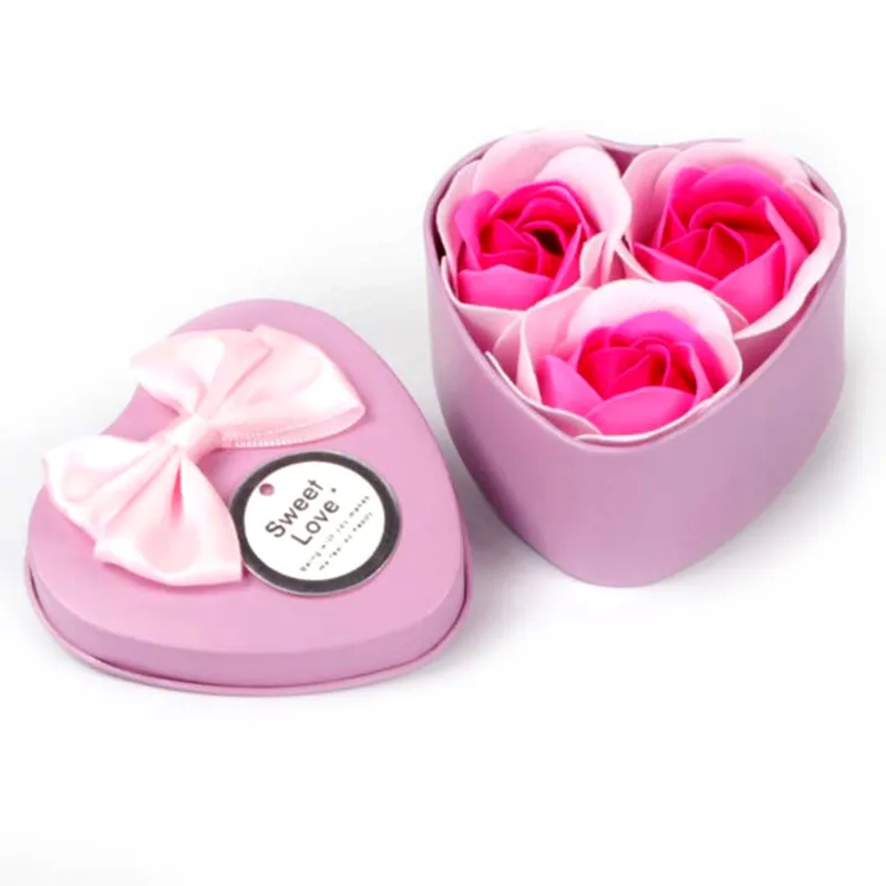 / 상자 심장 모양의 장미 비누 꽃 로맨틱 웨딩 파티 선물 손으로 꽃잎 장식 발렌타인 선물 만들기