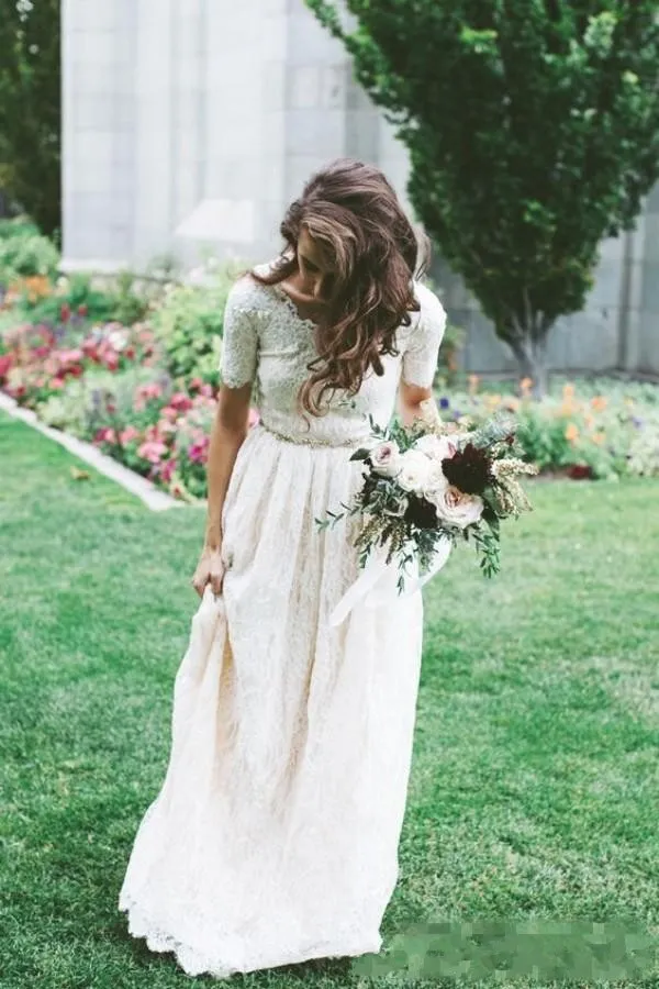 2018 Modest Country A Line Boho Wedding Dress Full Lace Short Sleeves Floor Length Beach Bohemian Plus Size Bridal Gown Custom Crystal Waist