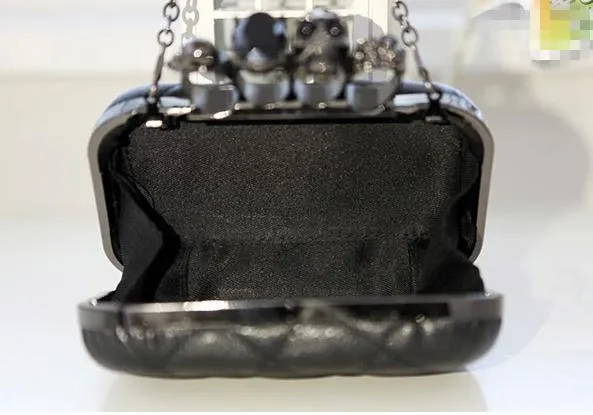 Ganz neue Vintage-Totenkopf-Geldbörse, schwarze Totenkopf-Knöchelringe-Handtasche, Clutch-Abendtasche, die geneigte Umhängetasche mit Kette js290255a