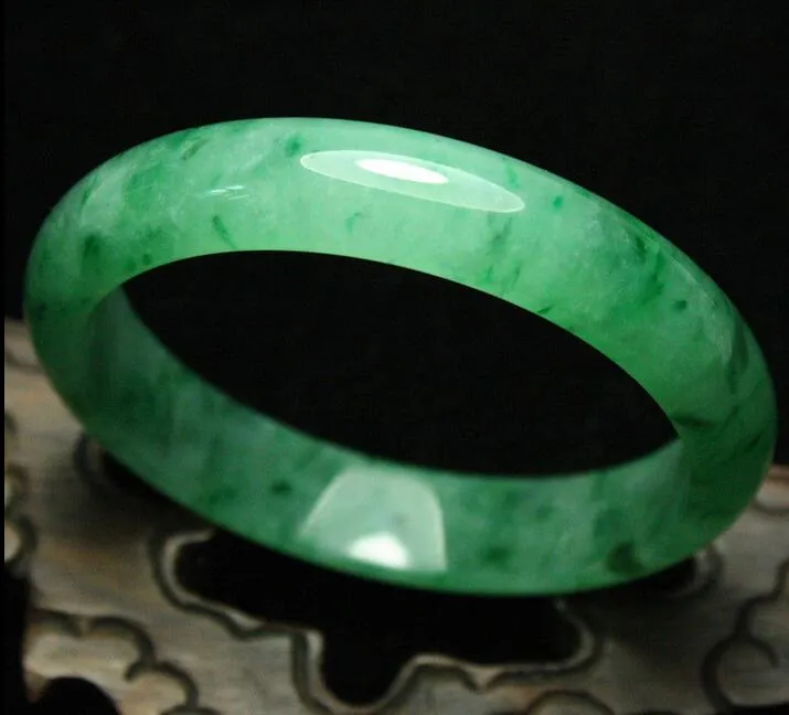 Bracciale rigido in giada verde ghiaccio smeraldo certificato da 59 mm fatto a mano G04239A