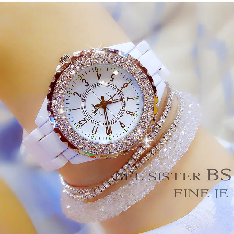 2018 Sommer Frauen Strassonton Watches Lady Diamond Stone Kleid Uhr Schwarz weiß Keramik Armband Armbanduhr Damen Crystal Watch C294t