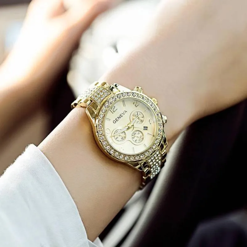 Bling Crystal Vrouwen Horloges Goud Mode Genève Womens Quartz Horloge Roestvrij Staal Dames Horloge 2020 relogio1288D