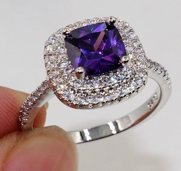 Роскошные женские модные серебряные серебряные драгоценно -серебристые кольца для женщин -ювелирных украшений имитации Diamond Ring For Wedding273d