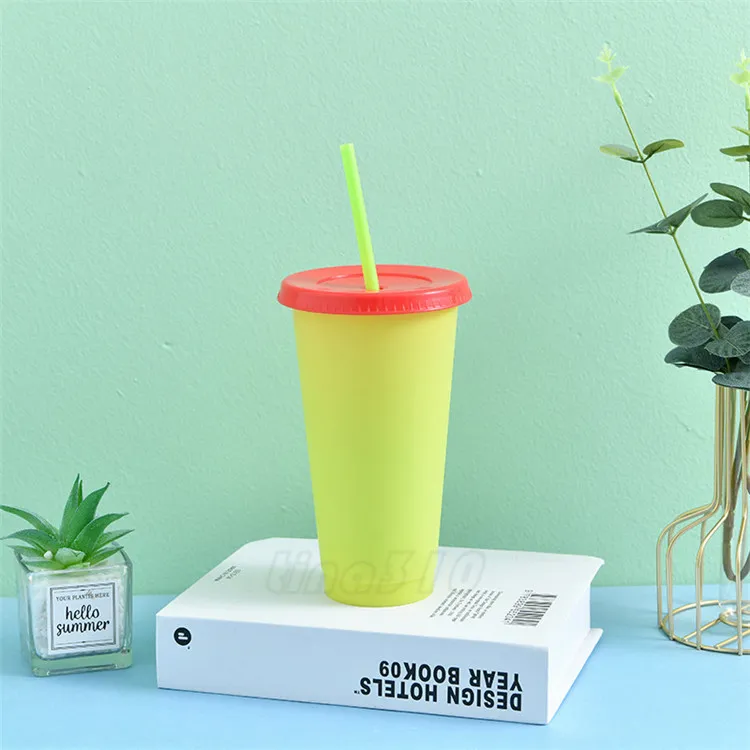 Venda quente Venda Creative Temperature Plastic Mudar Cor Copos de Água Fria Mudança Caneca De Café Colorido Com Palhas Copo de Água T9I00428