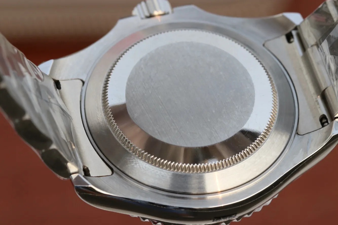 Ganzes - N Factory V8 Top Mens Watch 116610LN ETA 2836 Sapphire Glass Automatische Mechanische Uhr Keramik Lünette Zifferblatt DI236B