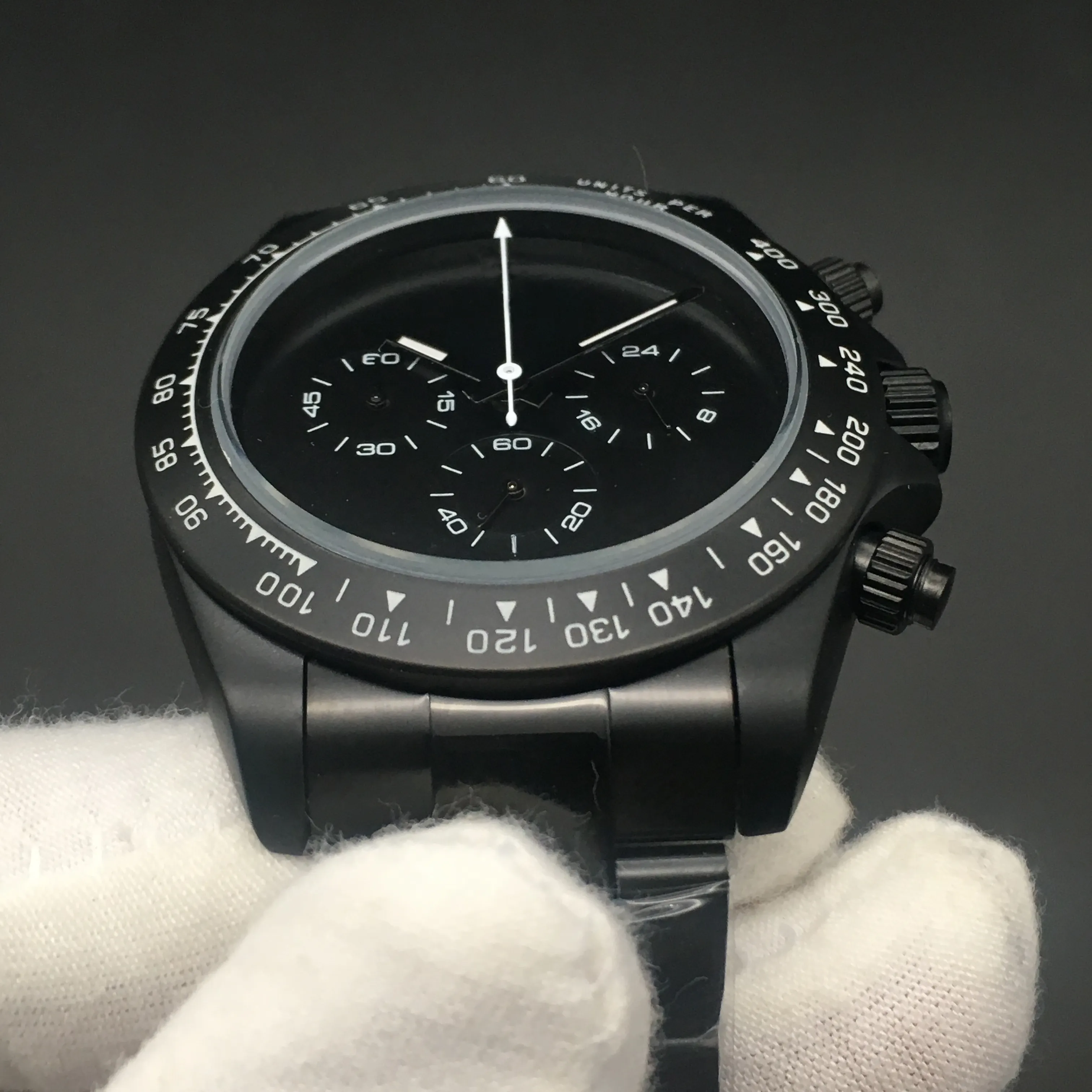 Nieuwste herenhorloge zwarte wijzerplaat roestvrij staal met zwarte PVD Japanse chronogragh quartz uurwerk cadeau 40mm301d