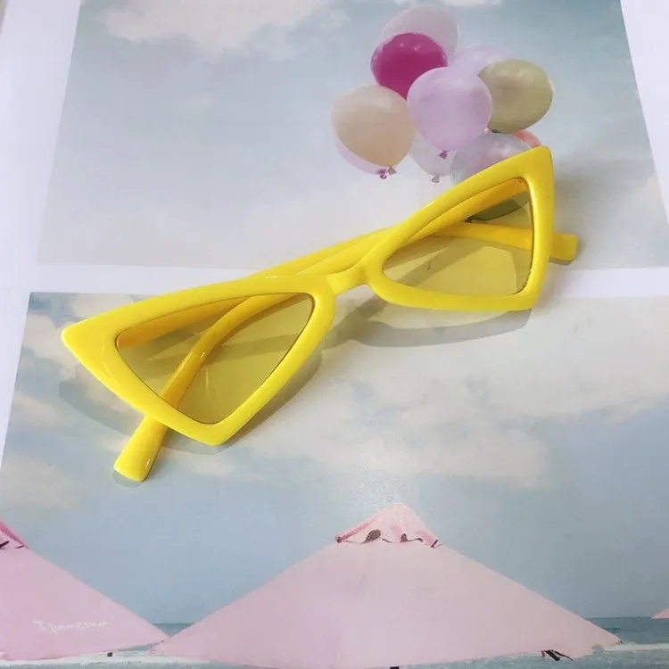 Симпатичные детские треугольные солнцезащитные очки 12 цветов очки UV400 Дети Cateye Sun Glasses Пластинка Whole280D