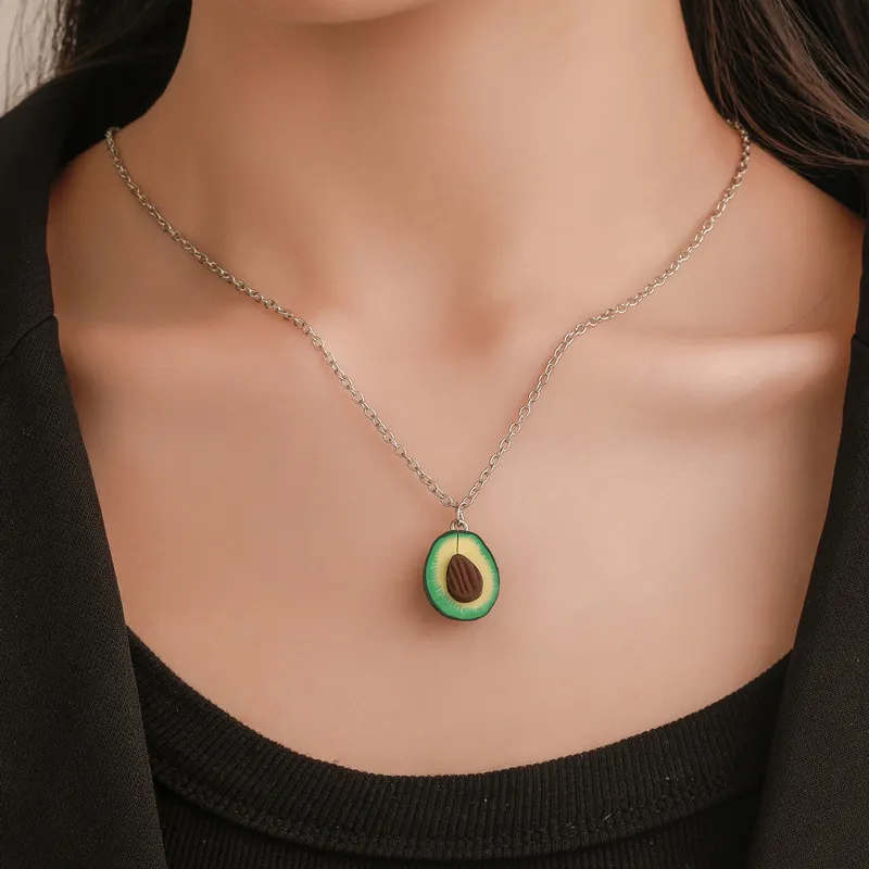 Collana creativa avocado collana femminile collane pendente signore gioielli di alta qualità gioielli alla moda cartone animato morbido ceramica gioielli