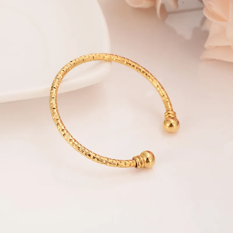 piccolo adorabile oro Dubai Africa braccialetto arabo gioielli in oro fascino ragazze India cavigliera braccialetto gioielli bambini regalo di compleanno bambini1235C