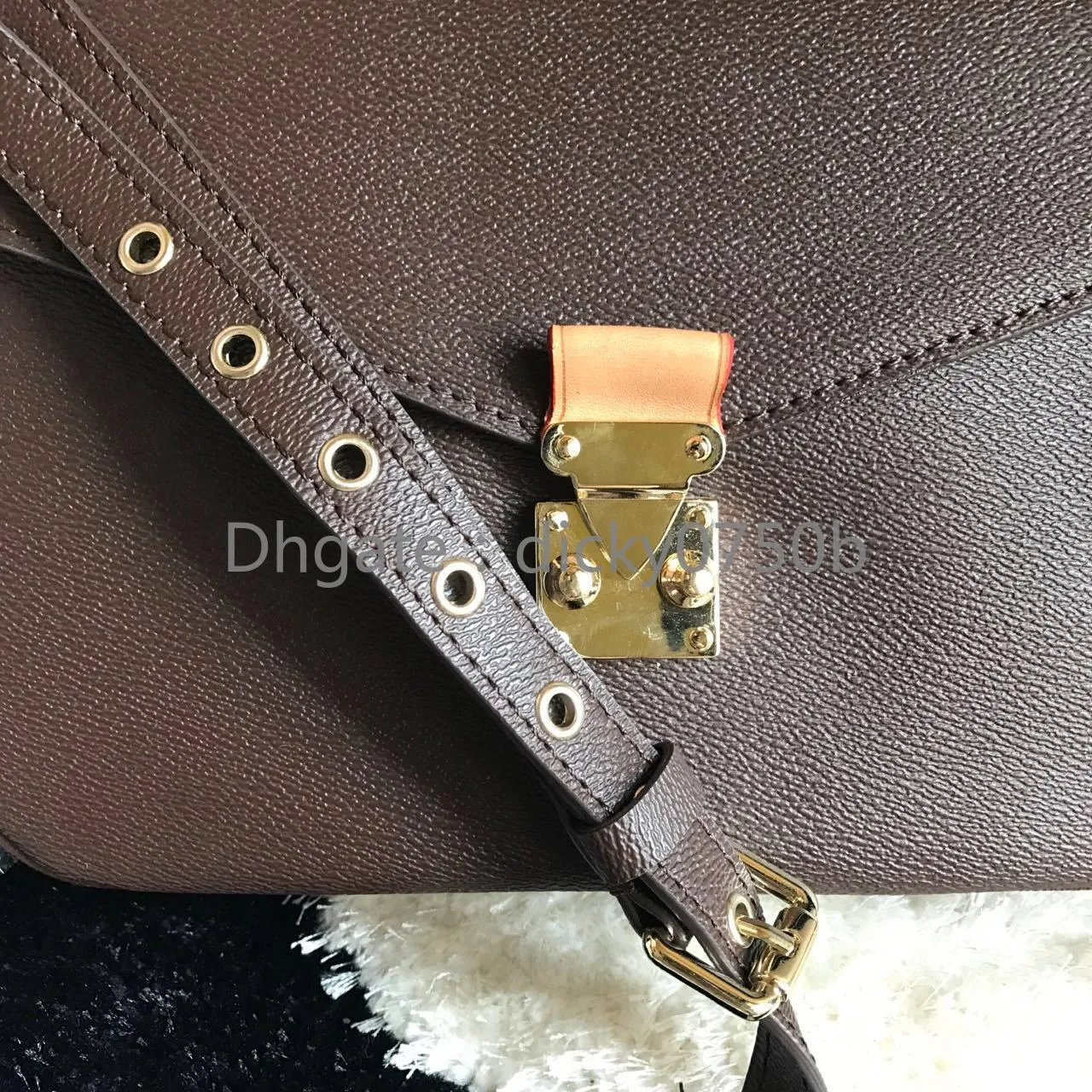 Целая кожаная леди -мессенджер сумка для женского модного рассеянного сумки на плечо сумочка поперечная сумка для тела пресбиопическая пакет мобильный телефон3509