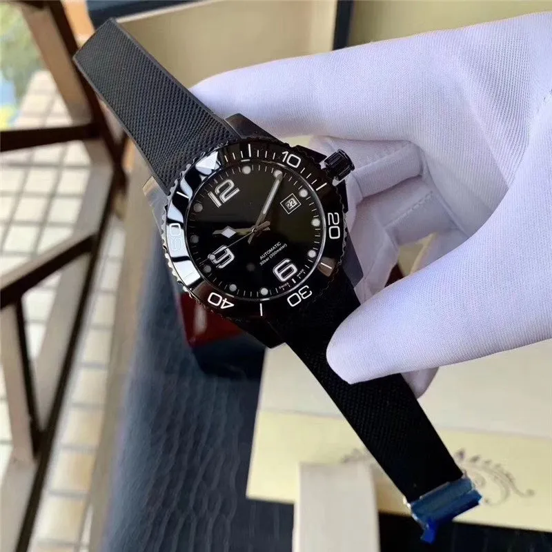 Vender relógio de luxo mecânico relógios automáticos para homens faixa de borracha de aço inoxidável LON162765